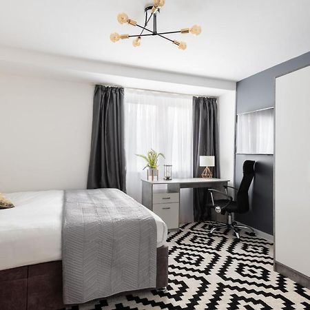 Spacious And Modern 4 Bed Apartment Next To Borough Station London Kültér fotó